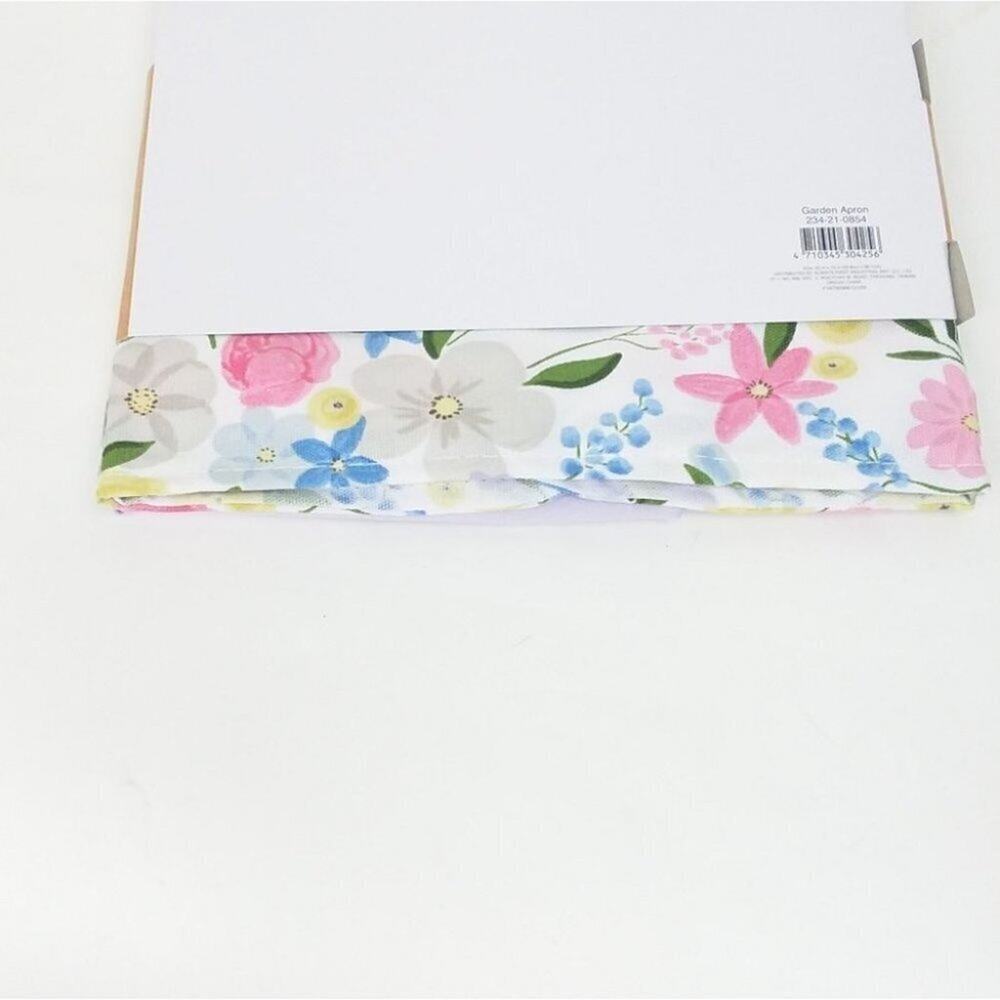 Target Floral Garden Pink Apron - Picture 5 of 5